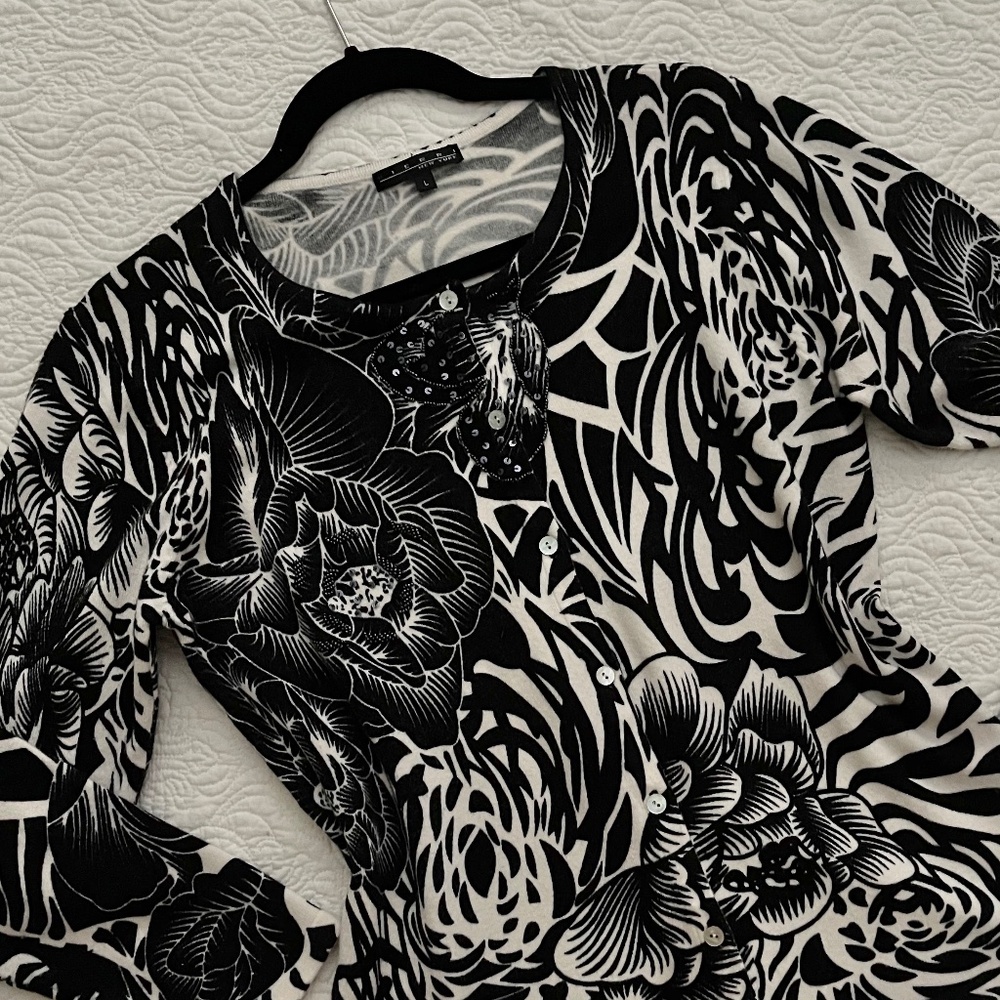 Pierri New York Floral Beaded Cardigan Sweater - Picture 5 of 15